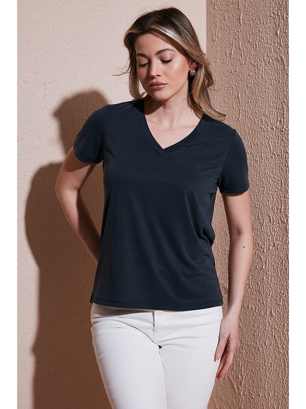 Antrasit Modal Rahat Kalıp V Yaka Bluz 26Y0144K1-1