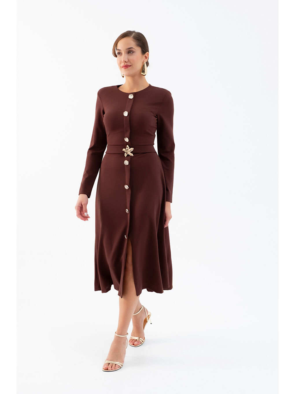 Kadın Kahverengi Uzun Kol Gold Düğmeli Midi Elbise