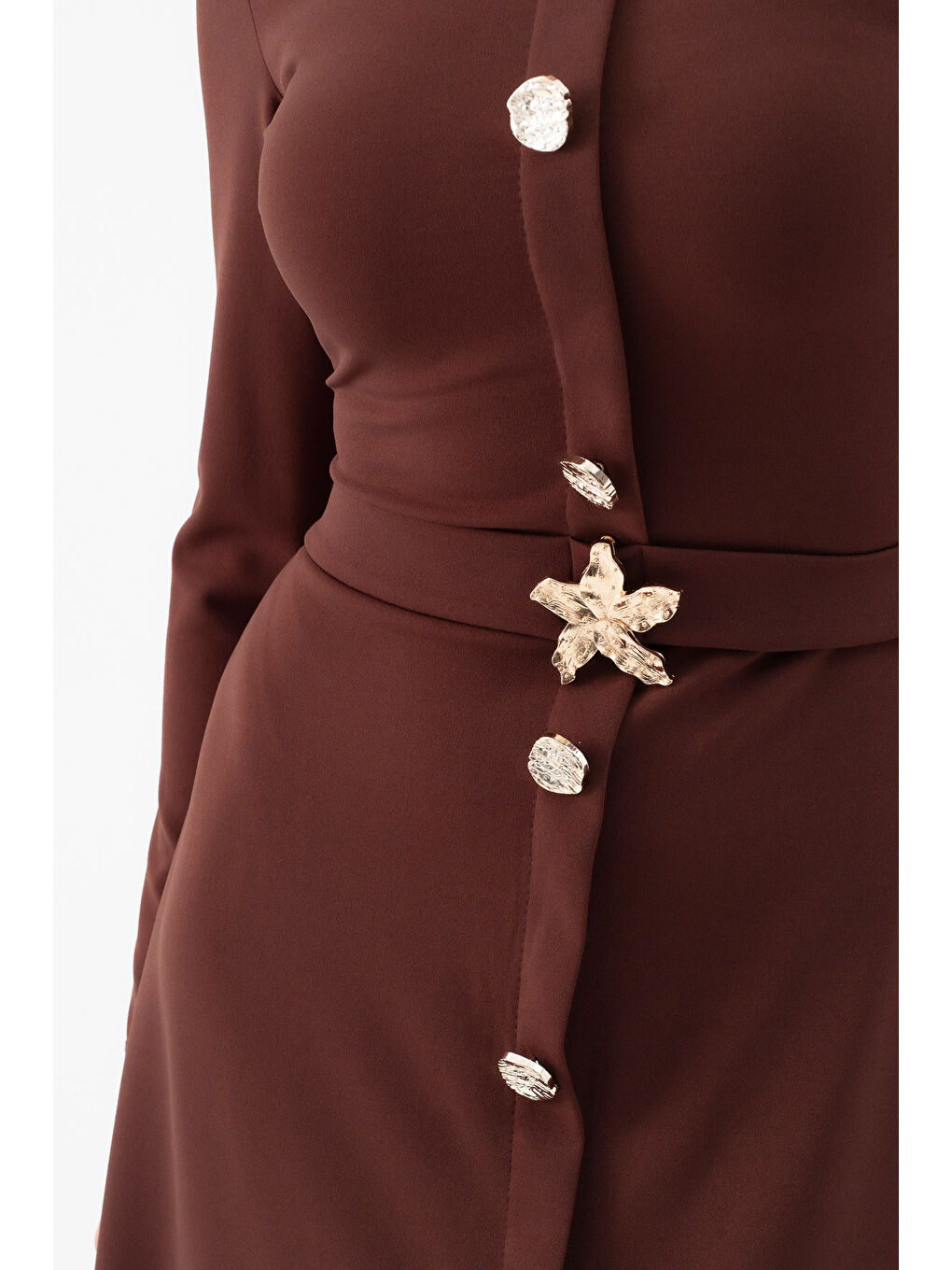 Kadın Kahverengi Uzun Kol Gold Düğmeli Midi Elbise-4