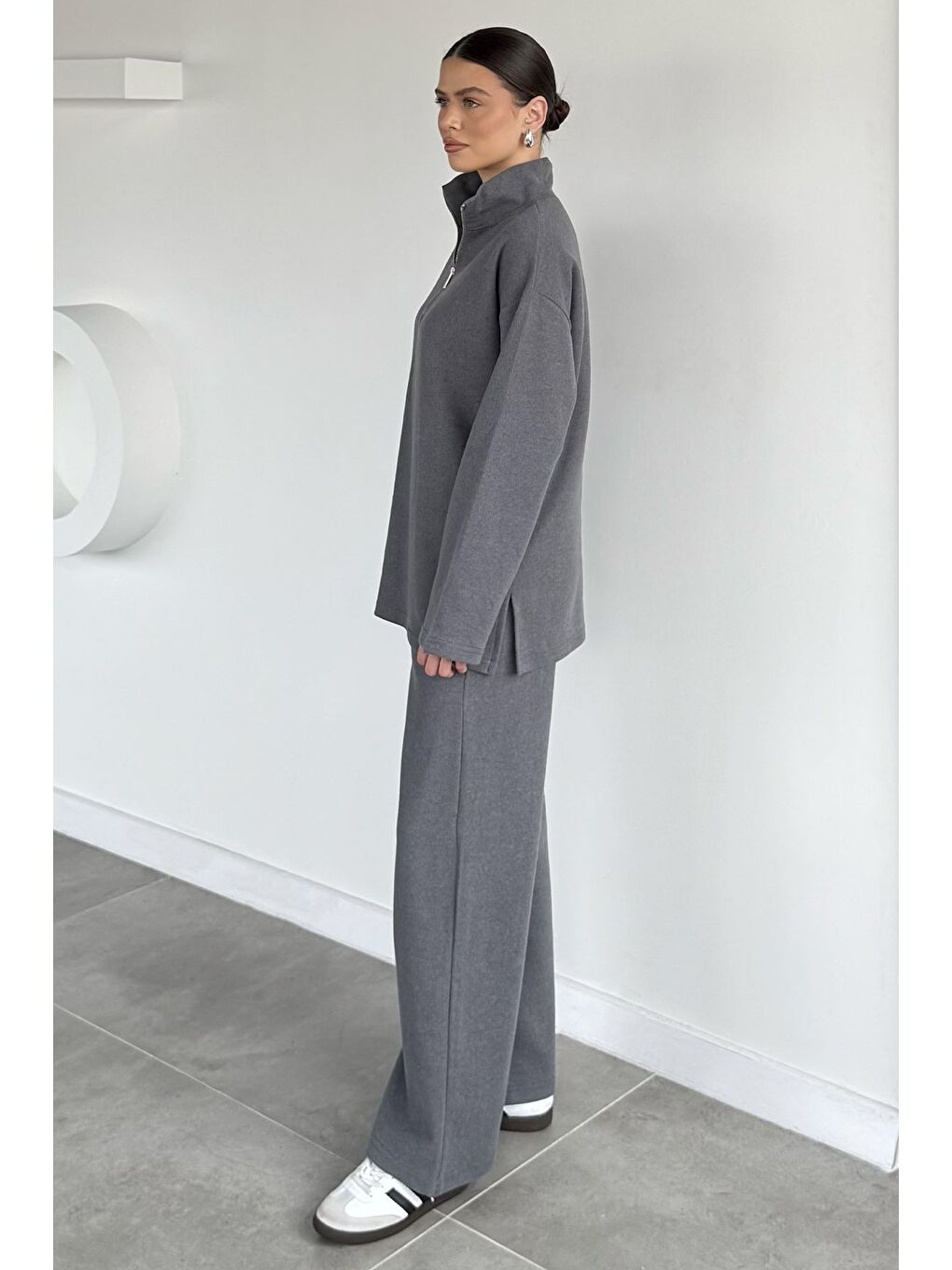 Gri Kadın Polo Yaka Selanik Kumaş Sweat Bel Lastikli Pantolon İkili Takım-3
