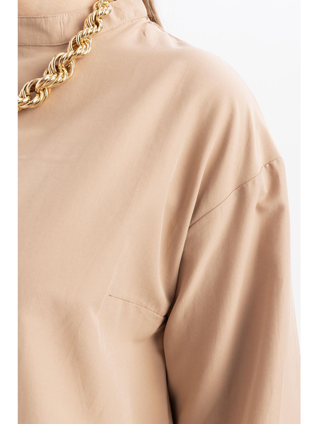 Bej Vizon-Gizli Fermuarlı Yırtmaçlı Bluz-4