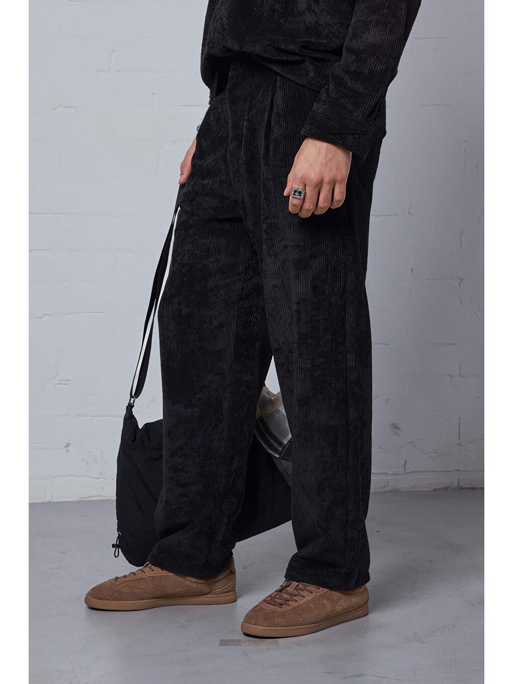 Erkek Kadife Dokulu Baggy Fit Pantolon Siyah-1