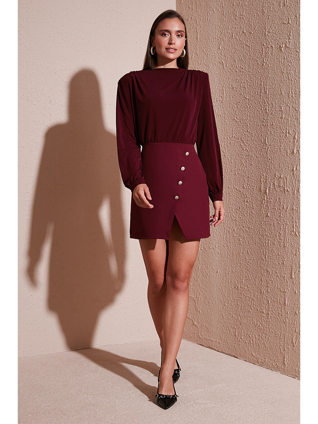 Bordo Vatkalı Regular Fit Yırtmaç Detaylı Dik Yaka Mini Boy Elbise 611EL751-1