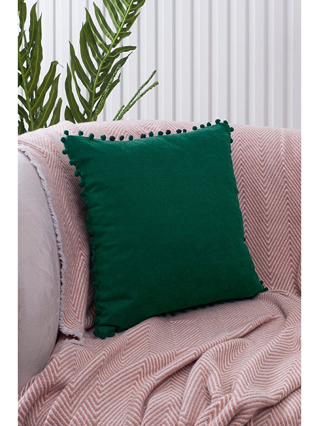 Renk Ve Ölçü Seçenekli Yeşil Ponponlu Kırlent Kılıfı Dekoratif Düz Sade Punch Panoroma