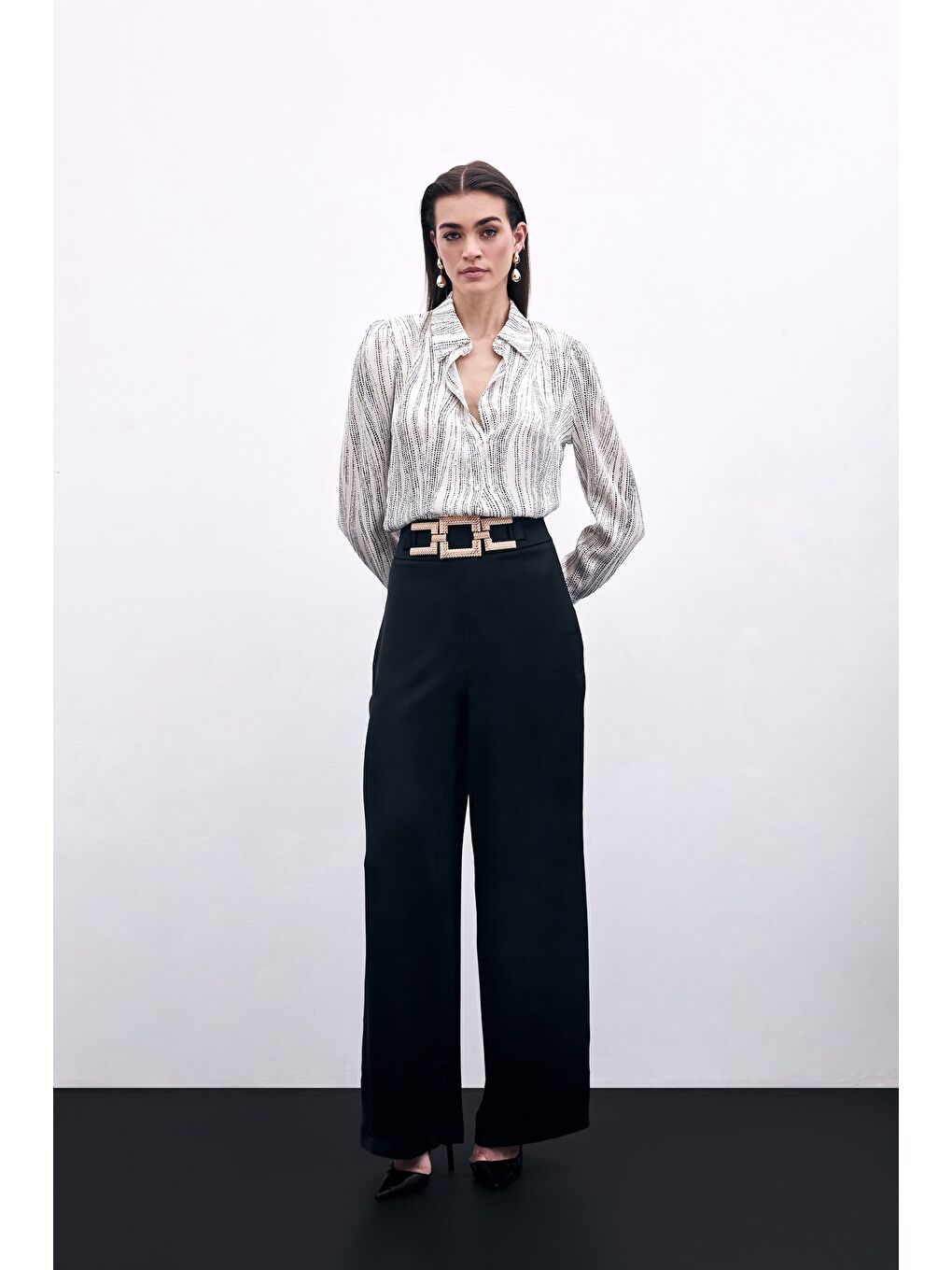 Lila Geniş Manşetli Gömlek - Ekru-Siyah-2