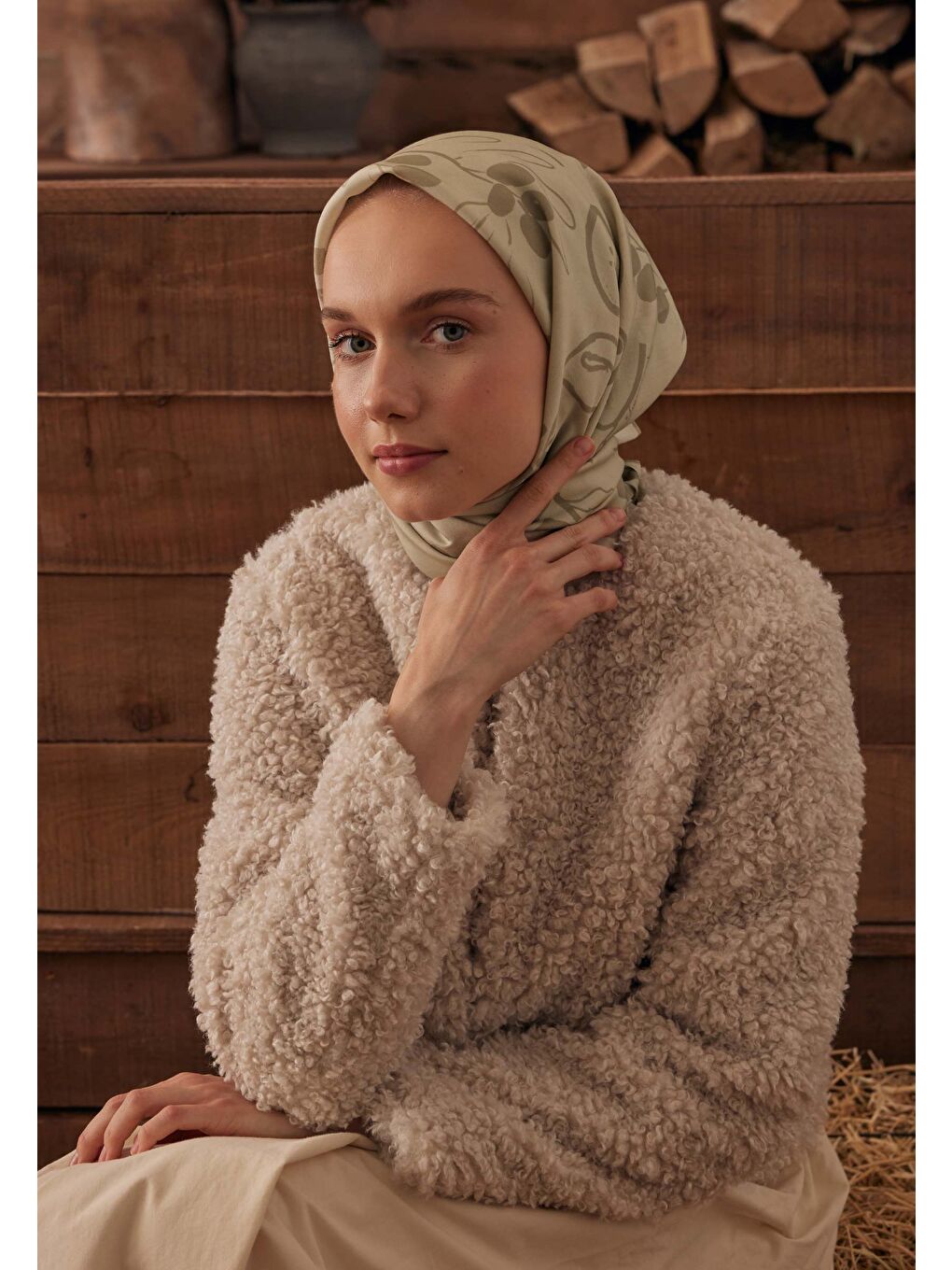 Luna Desen Pamuk İpek Eşarp Bej-1