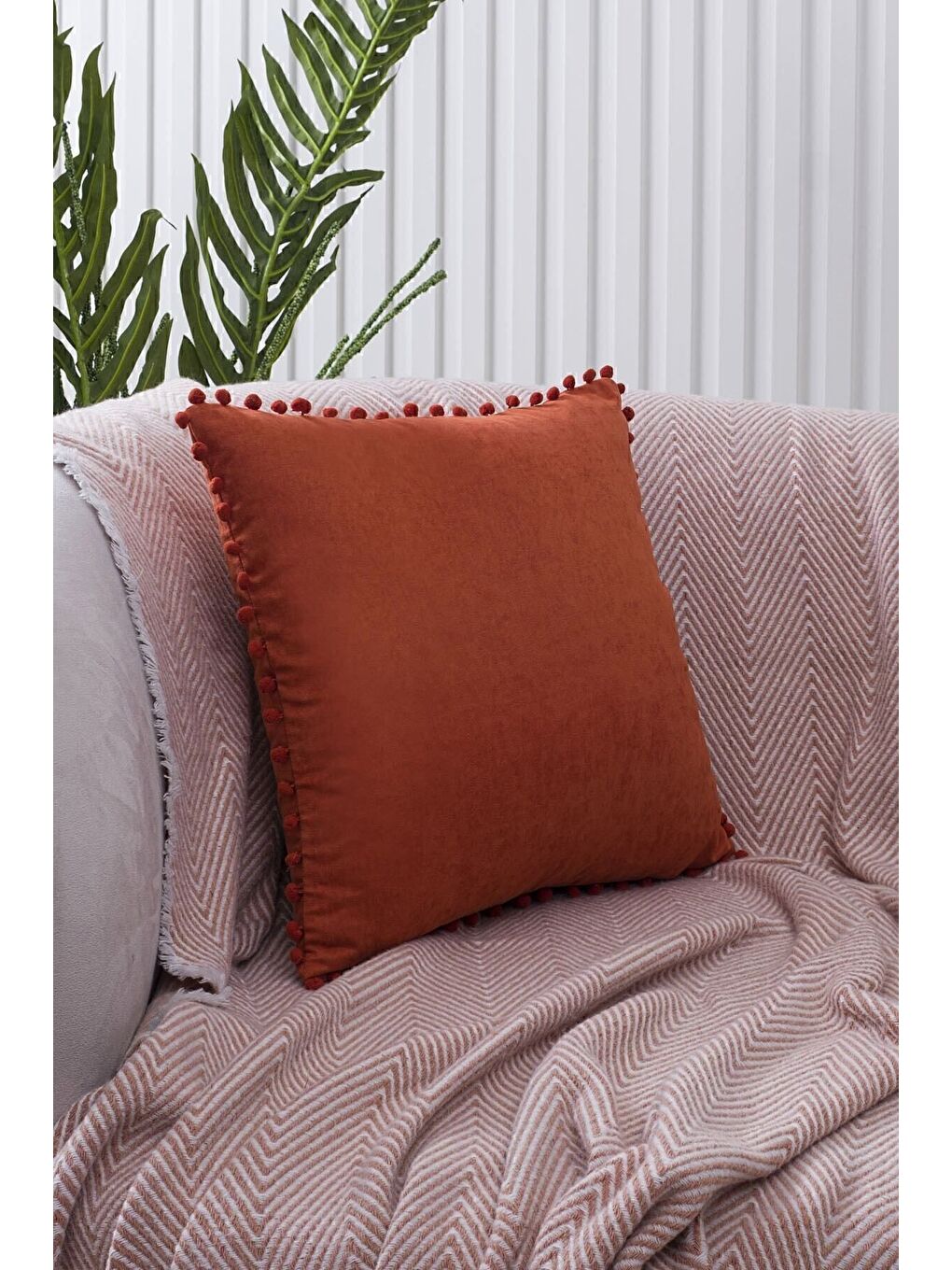 Kahverengi Renk Ve Ölçü Seçenekli Kiremit Ponponlu Kırlent Kılıfı Dekoratif Düz Sade Punch Panoroma