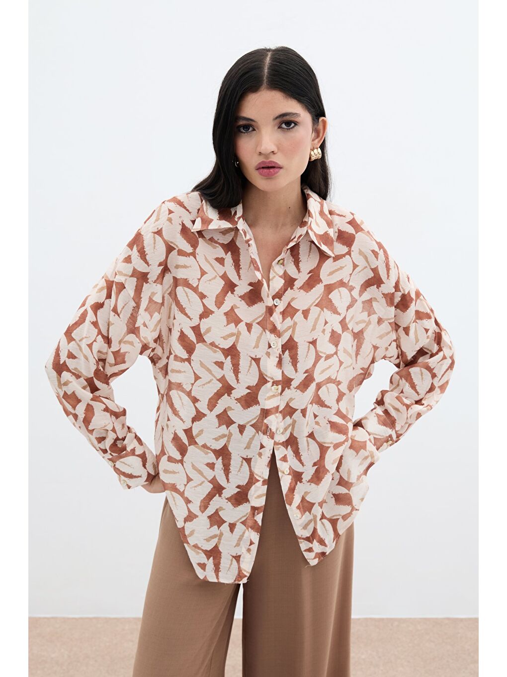 Kahverengi Desenli Viskon Gömlek - Kahve-2