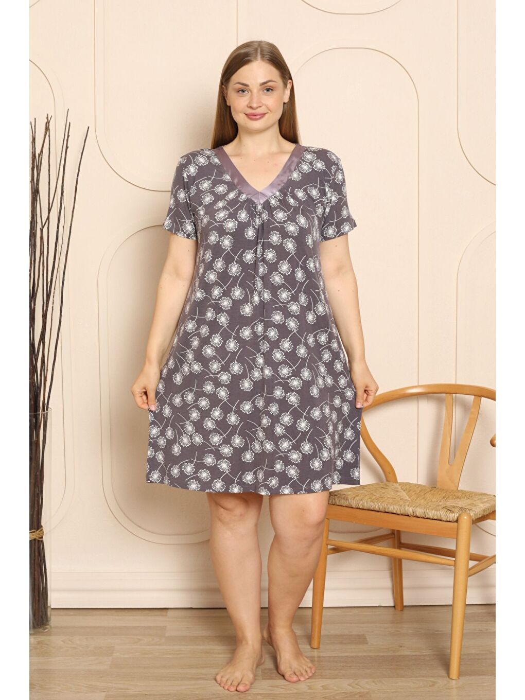 Mor Kadın Büyük Beden Desenli Satenli Viskon Gecelik-2