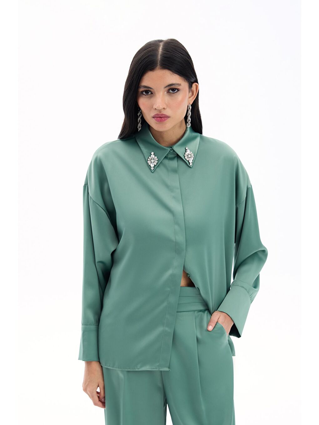 Aksesuar Detaylı Gömlek - Çağla Yeşili-1