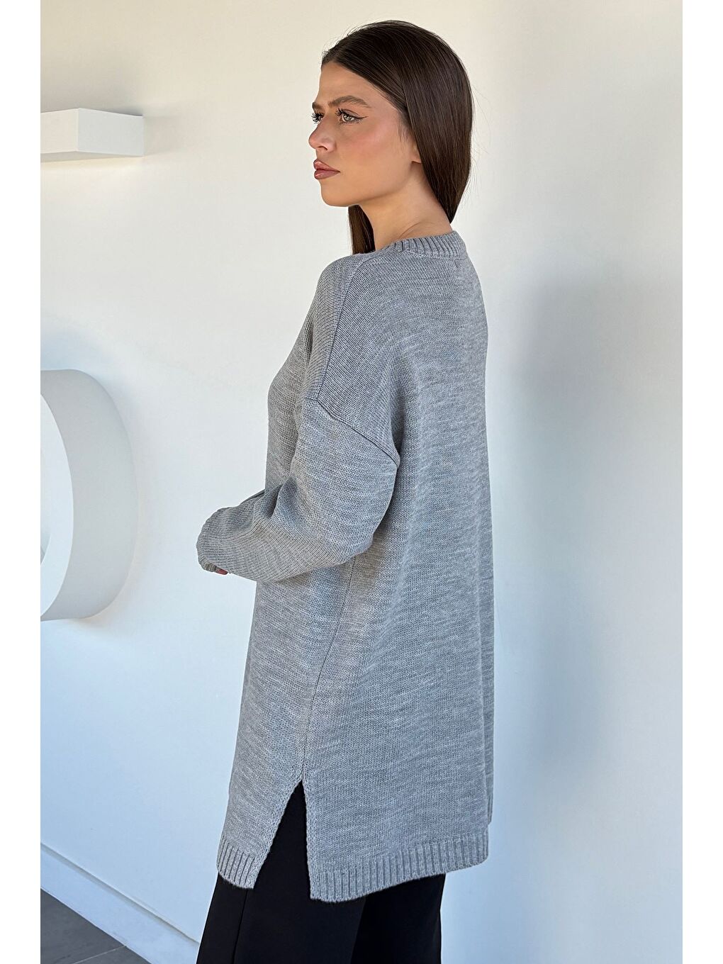 Gri Kadın Bisiklet Yaka Yırtmaçlı Triko Tunik-3