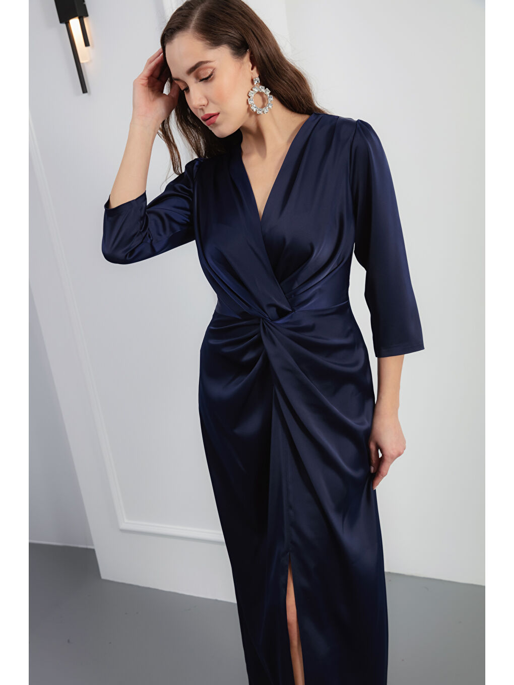 Kadın Lacivert V Yaka Midi Abiye Elbise-2