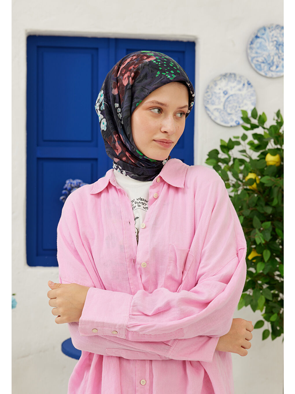 Botanic Desen Pamuk Vual Eşarp Lacivert-1