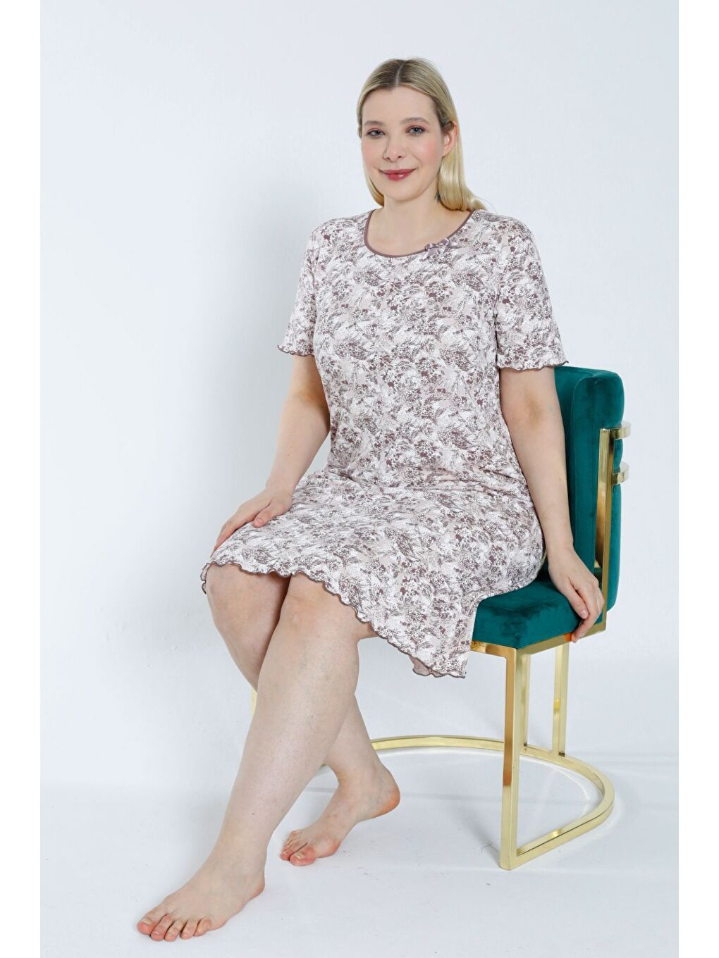 Beyaz Kısa Kollu Fiyonk Detaylı Elastanlı Viskon Gecelik-2