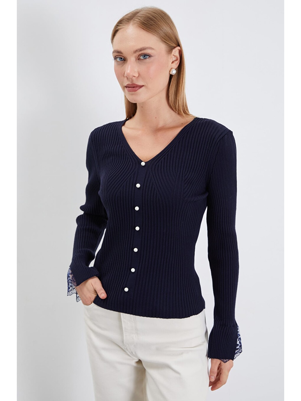 Lacivert Dantelli İnci Detaylı V Yaka Slim Fit Triko Bluz-3