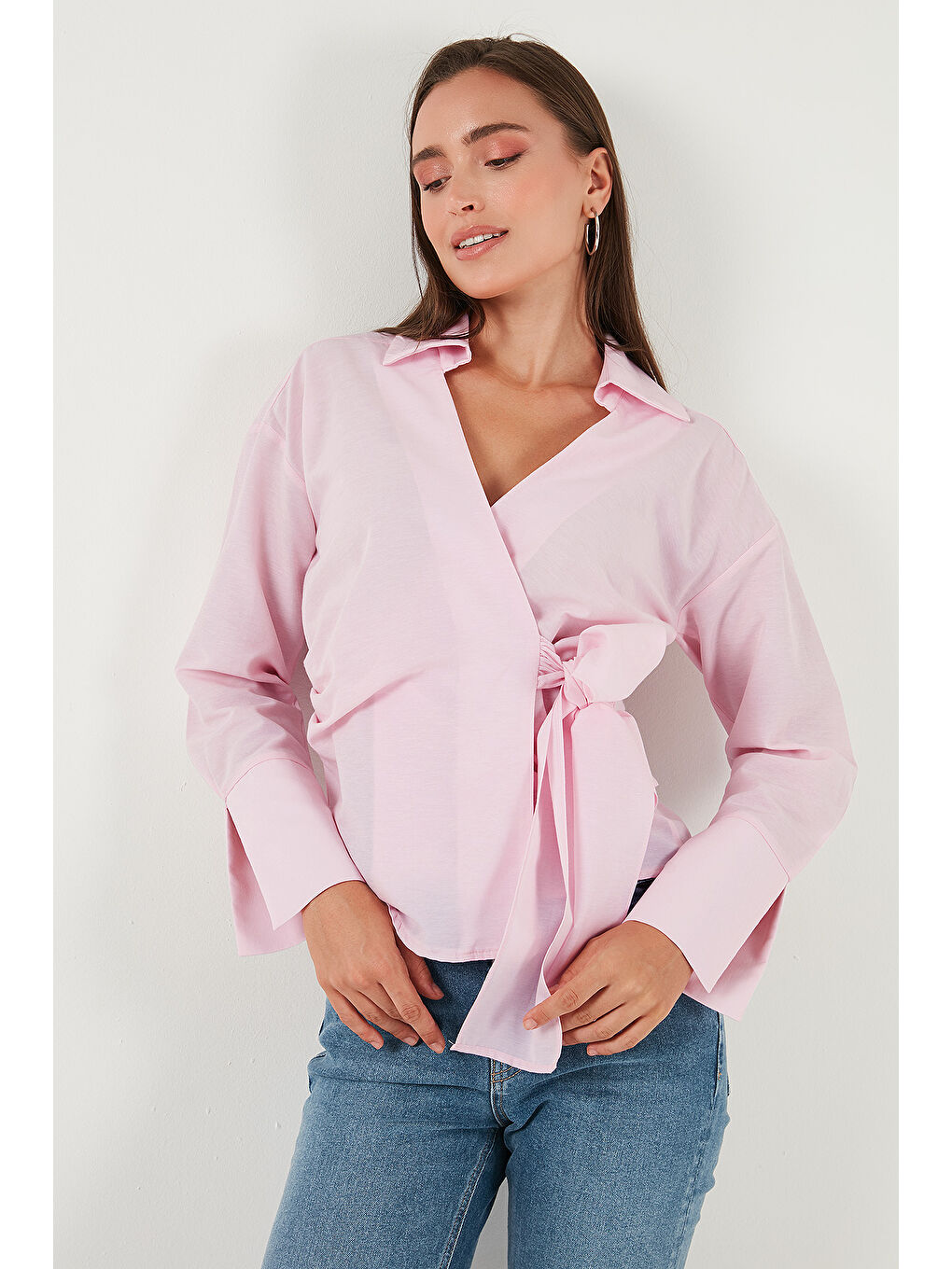 Pembe Pamuklu Regular Fit Uzun Kollu Bağlama Detaylı Gömlek 65200538-4