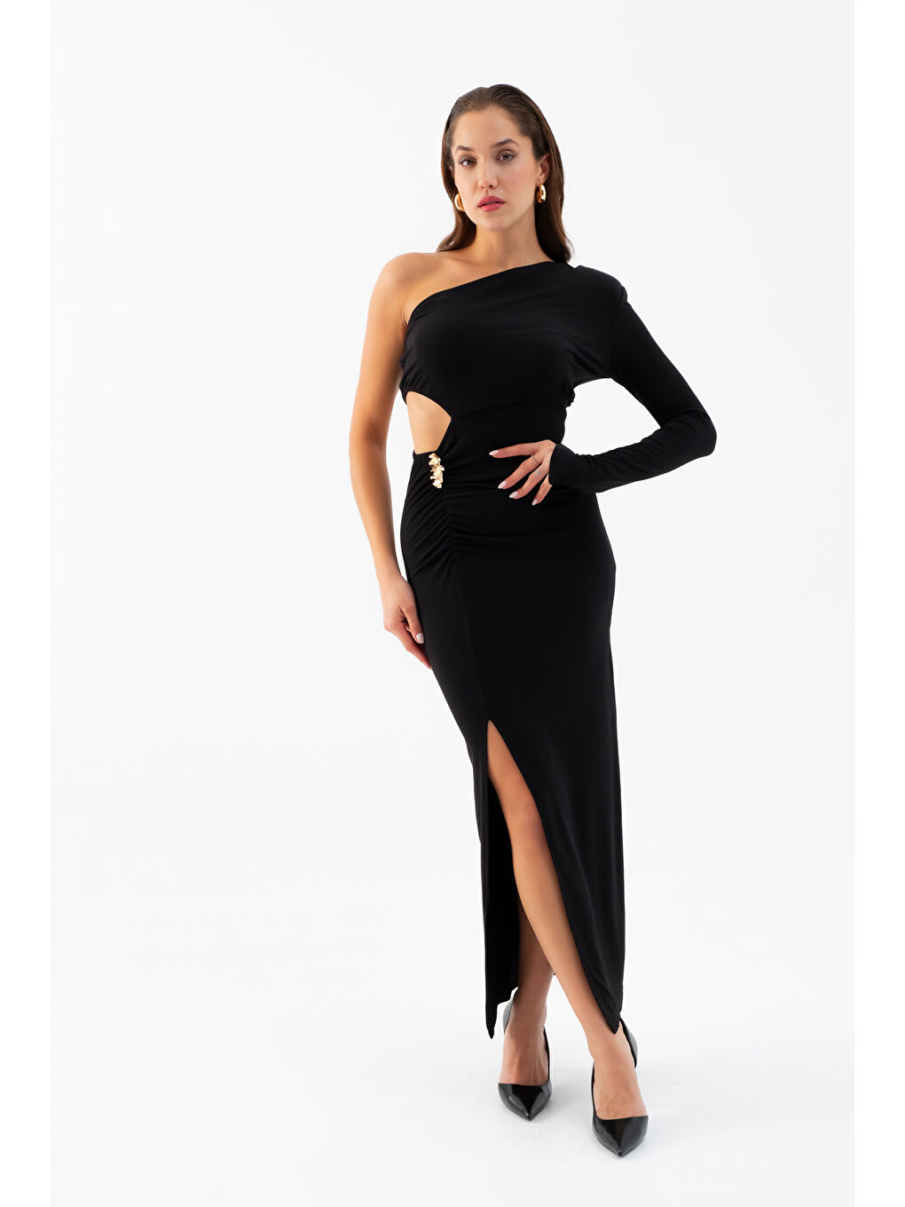 Kadın Siyah Tek Kol Bel Dekolteli Uzun Elbise-1