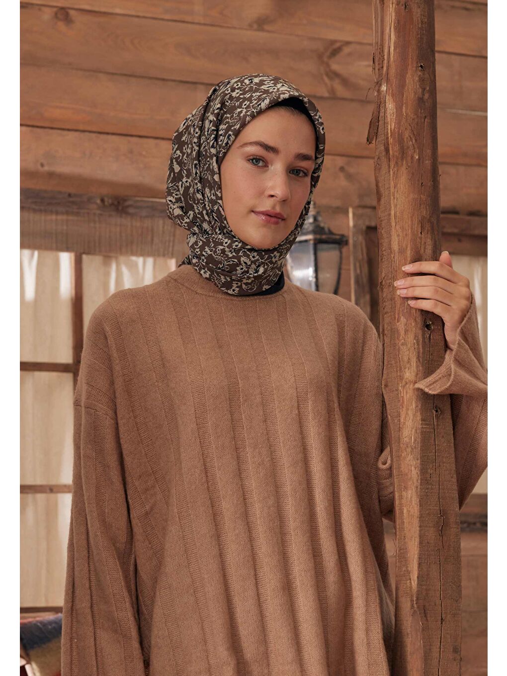 Kahverengi Estelle Desen Pamuk İpek Eşarp Kahve