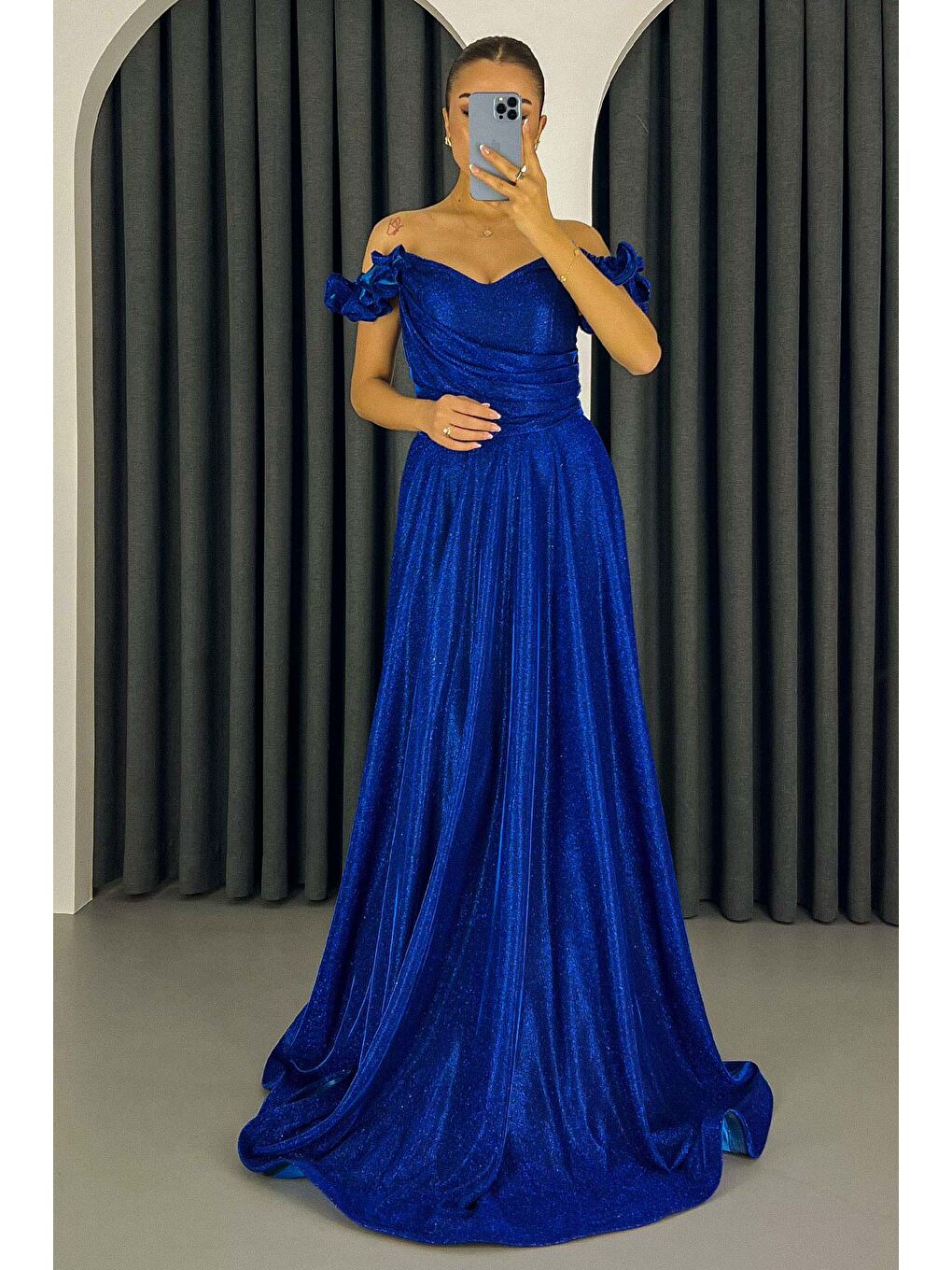 Mavi Kadın Saks Kolları Fırfırlı Simli Uzun Abiye Elbise-1