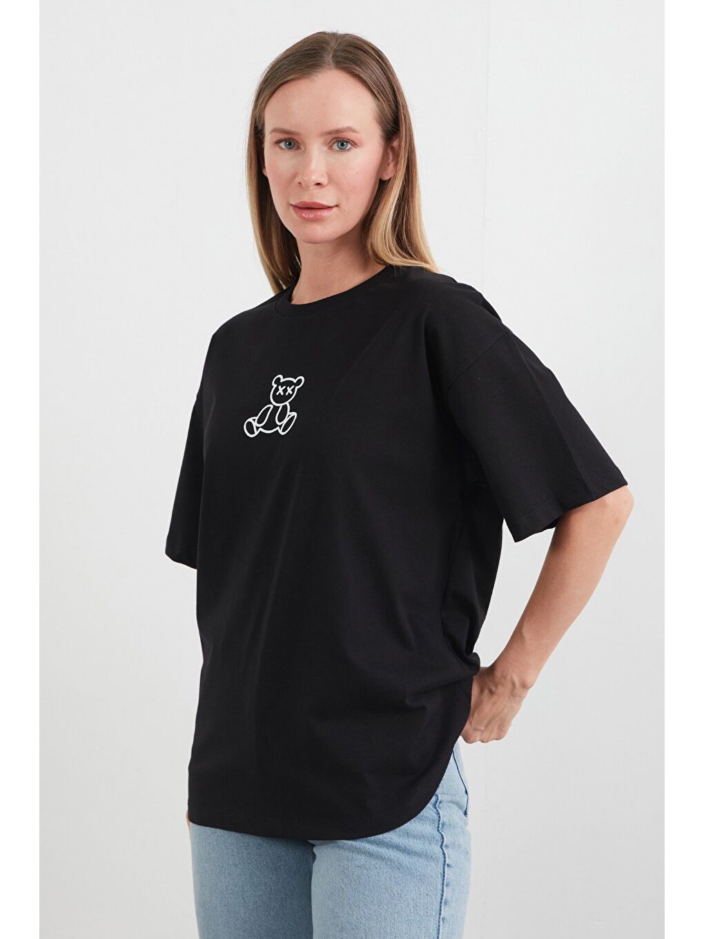 Siyah Ayıcık Baskılı Oversize Tişört-2