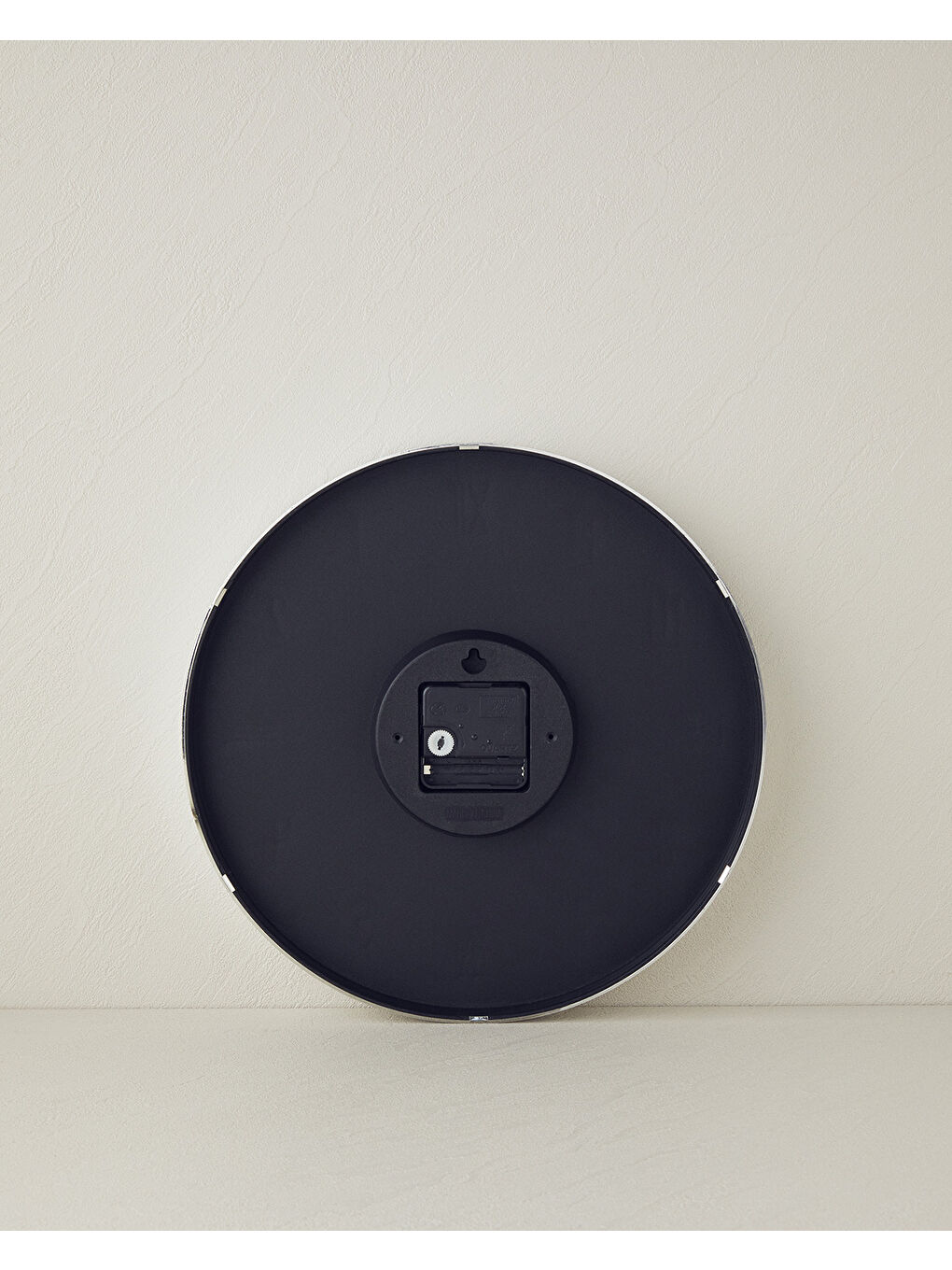 Verna Plastik Duvar Saati 30 cm Bordo-2