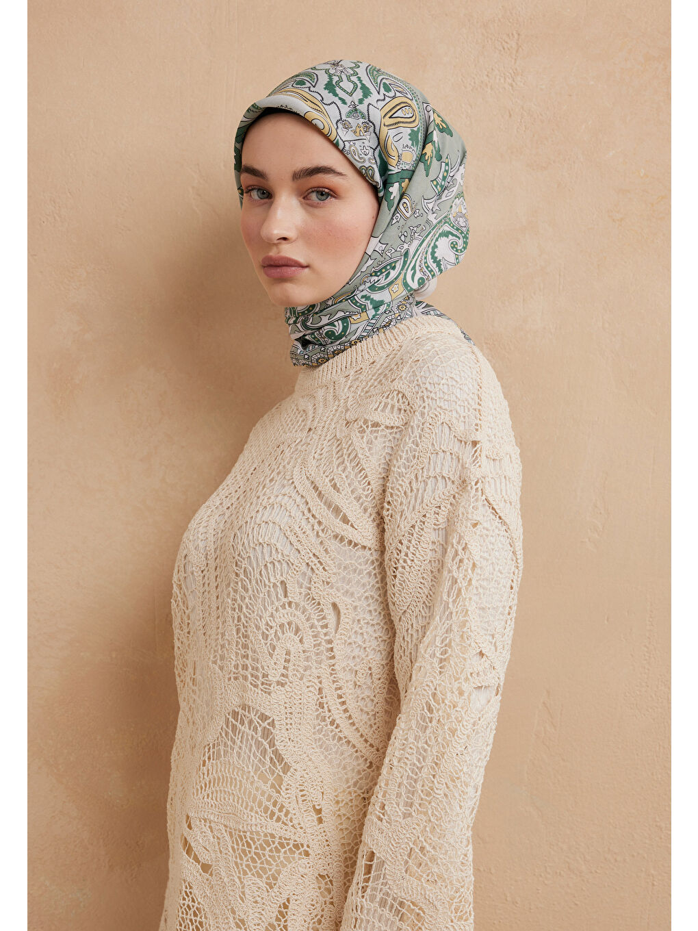 Yeşil Lena Desen Pamuk İpek Eşarp Çağla-2