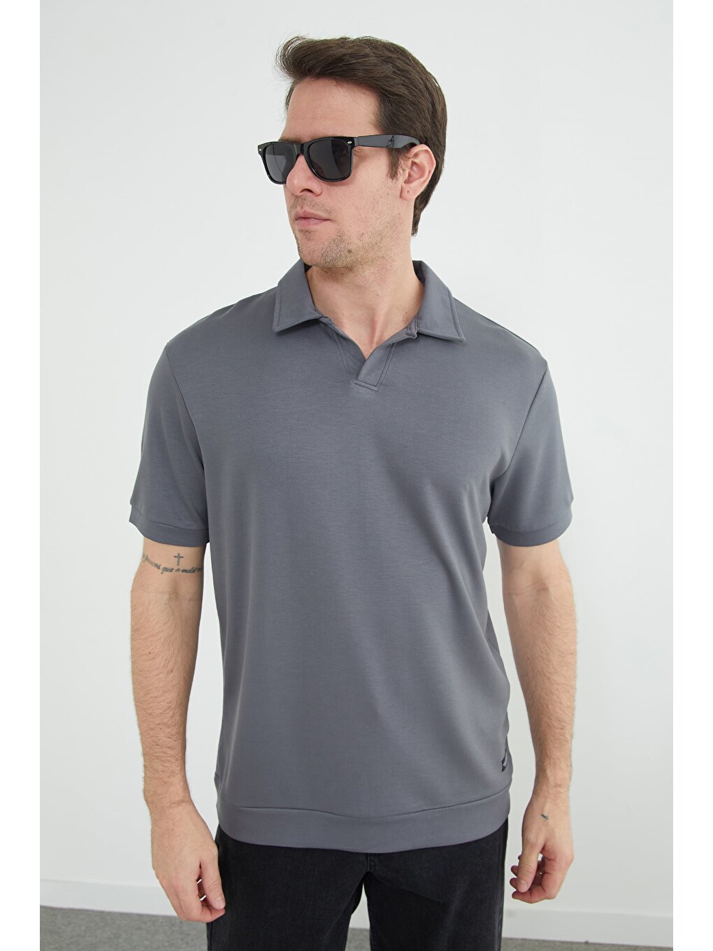 Gri Basic Polo Yaka Modal Tişört-4