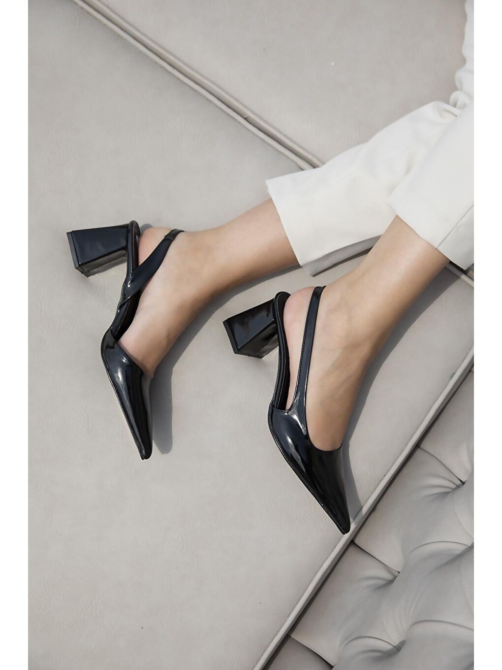 Luan Kadın Rugan Topuklu Ayakkabı Siyah-1