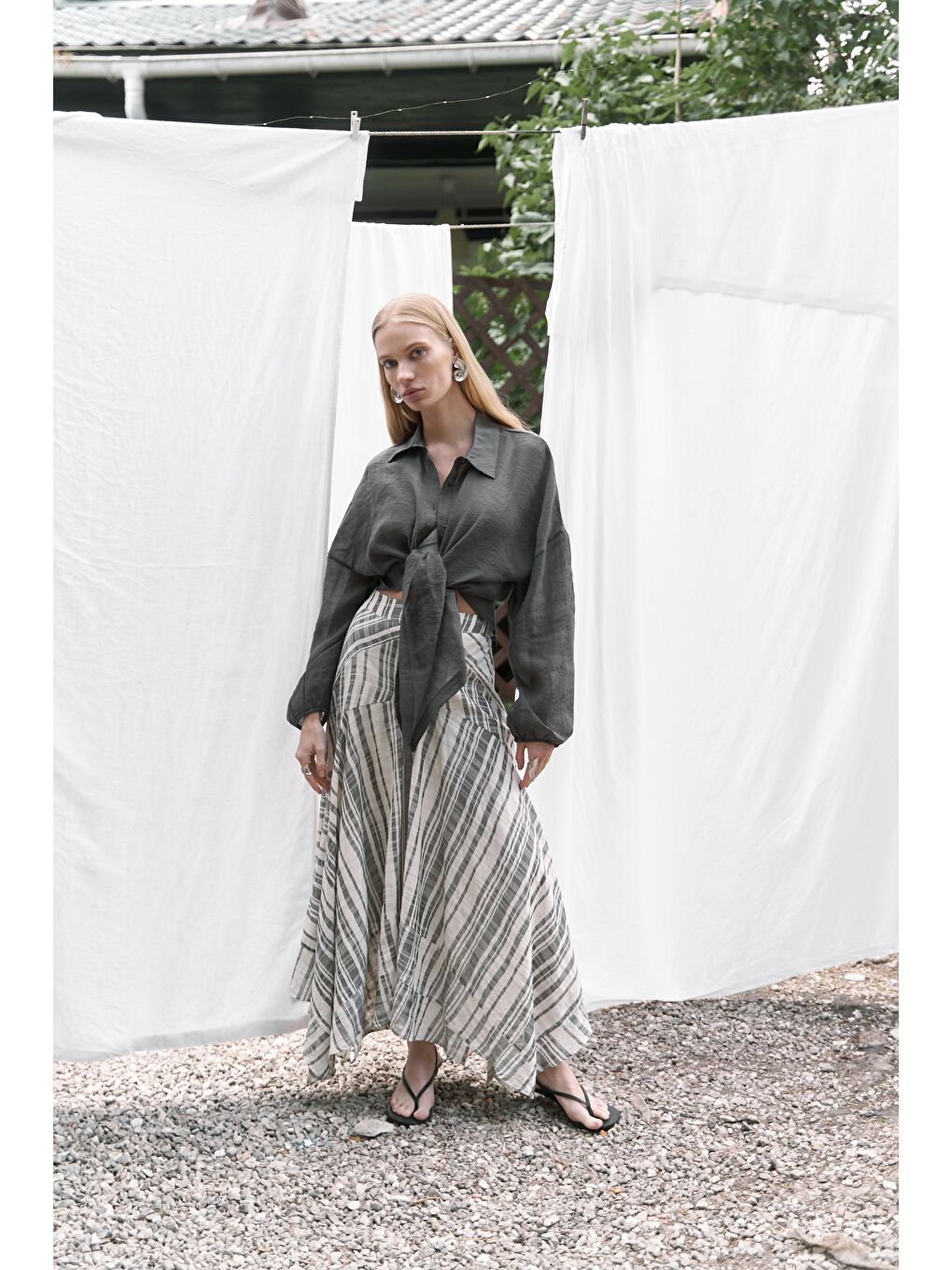 Peigi Çizgili Parçalı Siyah Midi Etek-5