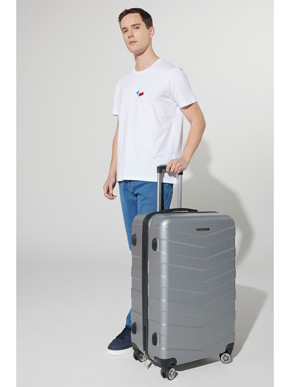Gri Erkek Gümüş Büyük Boy Valiz