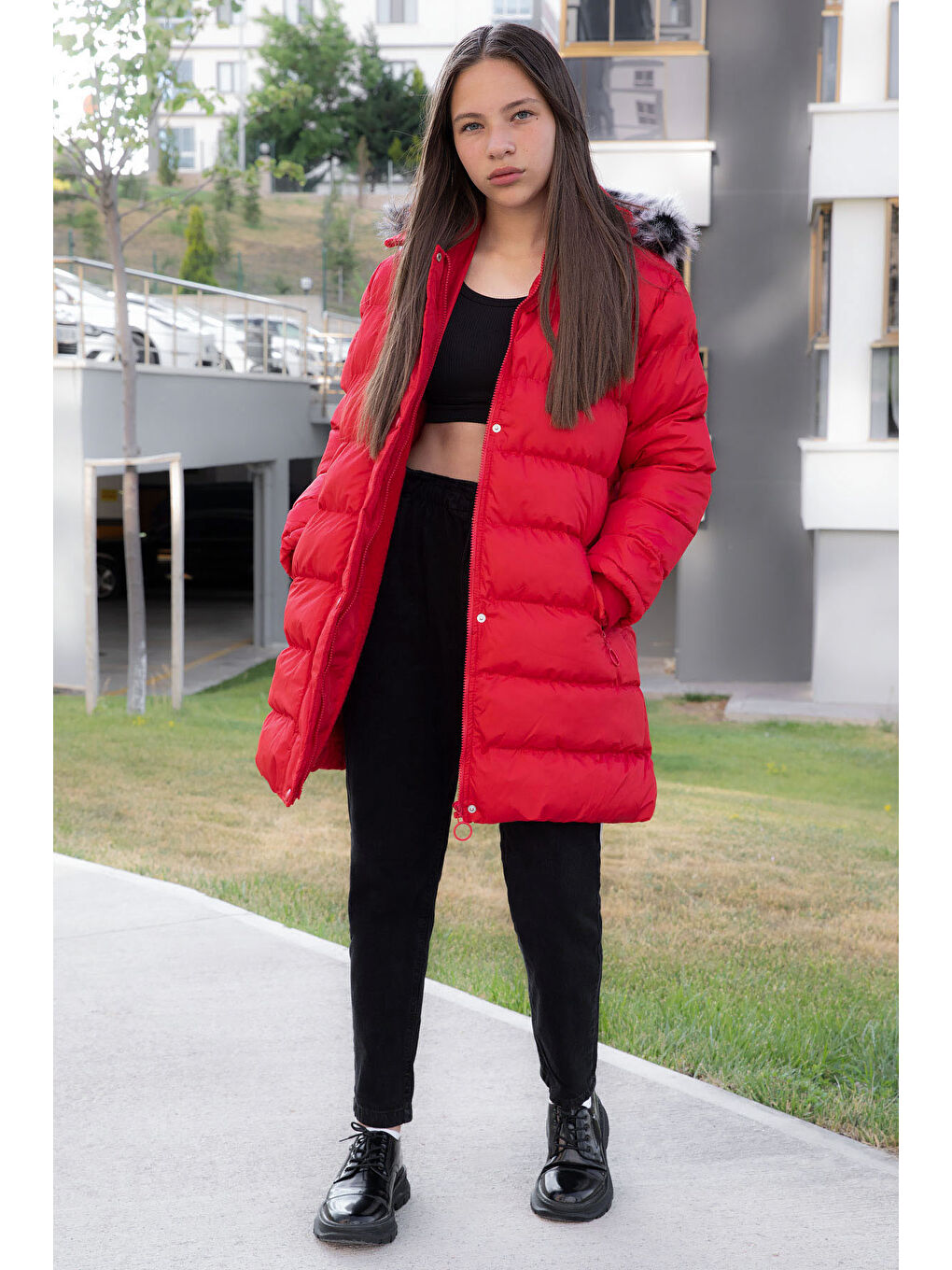 Kırmızı İçi Kürklü Çıtçıtlı Kapüşonlu Kız Çocuk Şişme Mont 21321-2