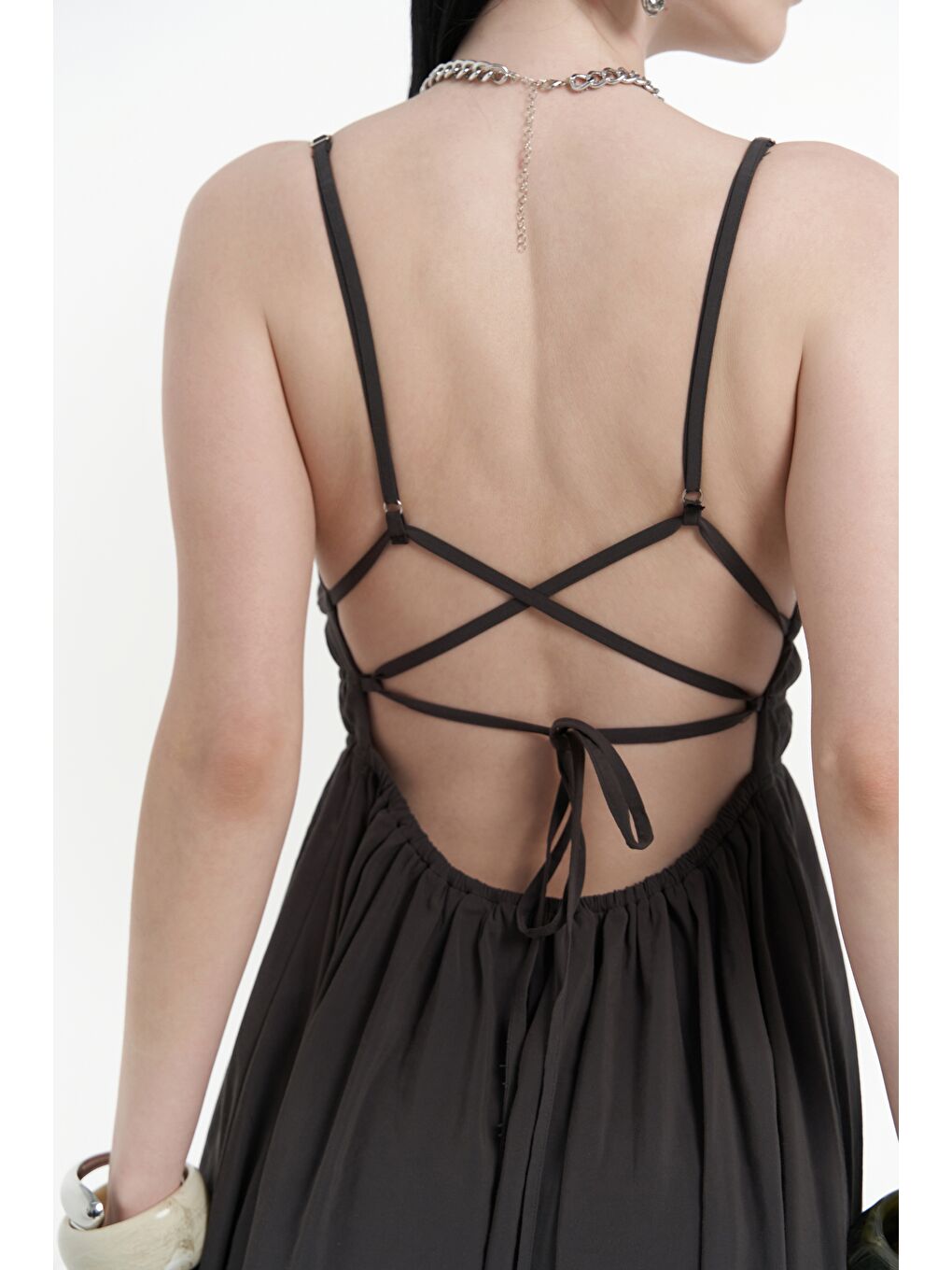 Alessia Büzgü Detay Askılı Uzun Antrasit Elbise-7