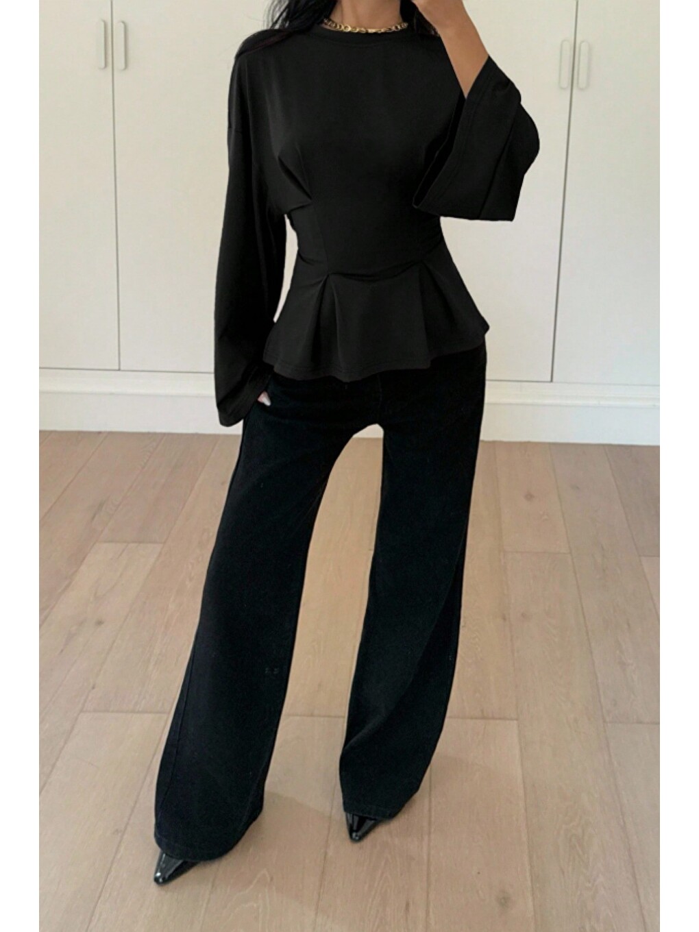 Siyah Kadın Pilet Bel Oturtmalı Peplum Detaylı Uzun Kollu Bluz-3