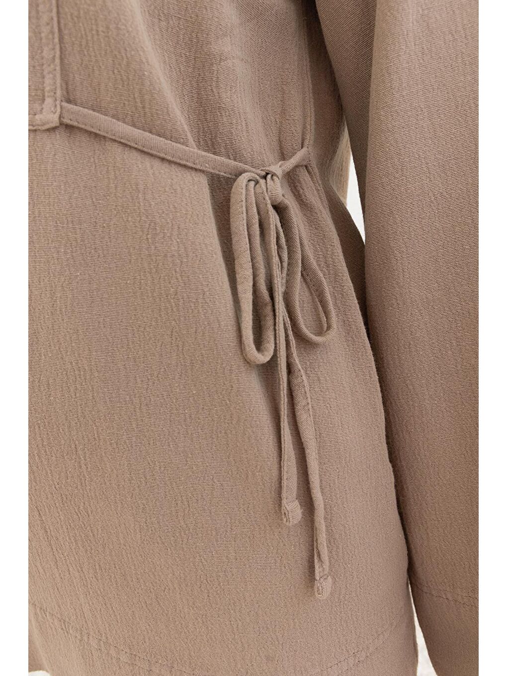 Bej Vizon-Bağlama Detaylı Pantolonlu Takım-3