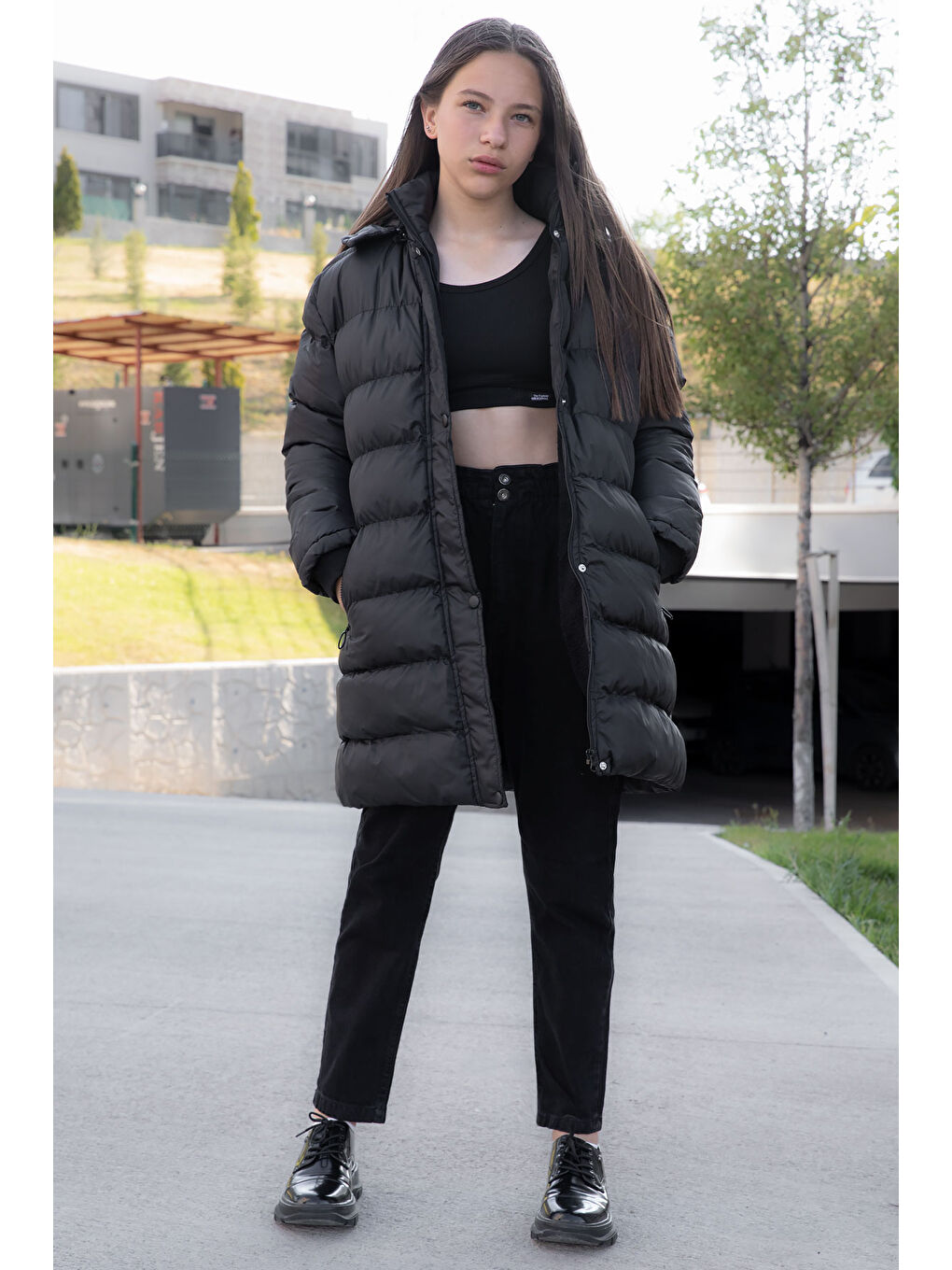 Siyah İçi Kürklü Çıtçıtlı Kapüşonlu Kız Çocuk Şişme Mont 21317-2