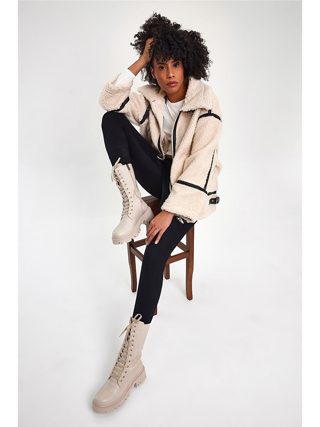 Bej Kadın Nude Cilt Rahat Kalıp Yüksek Taban Fermuarlı Çizme-4