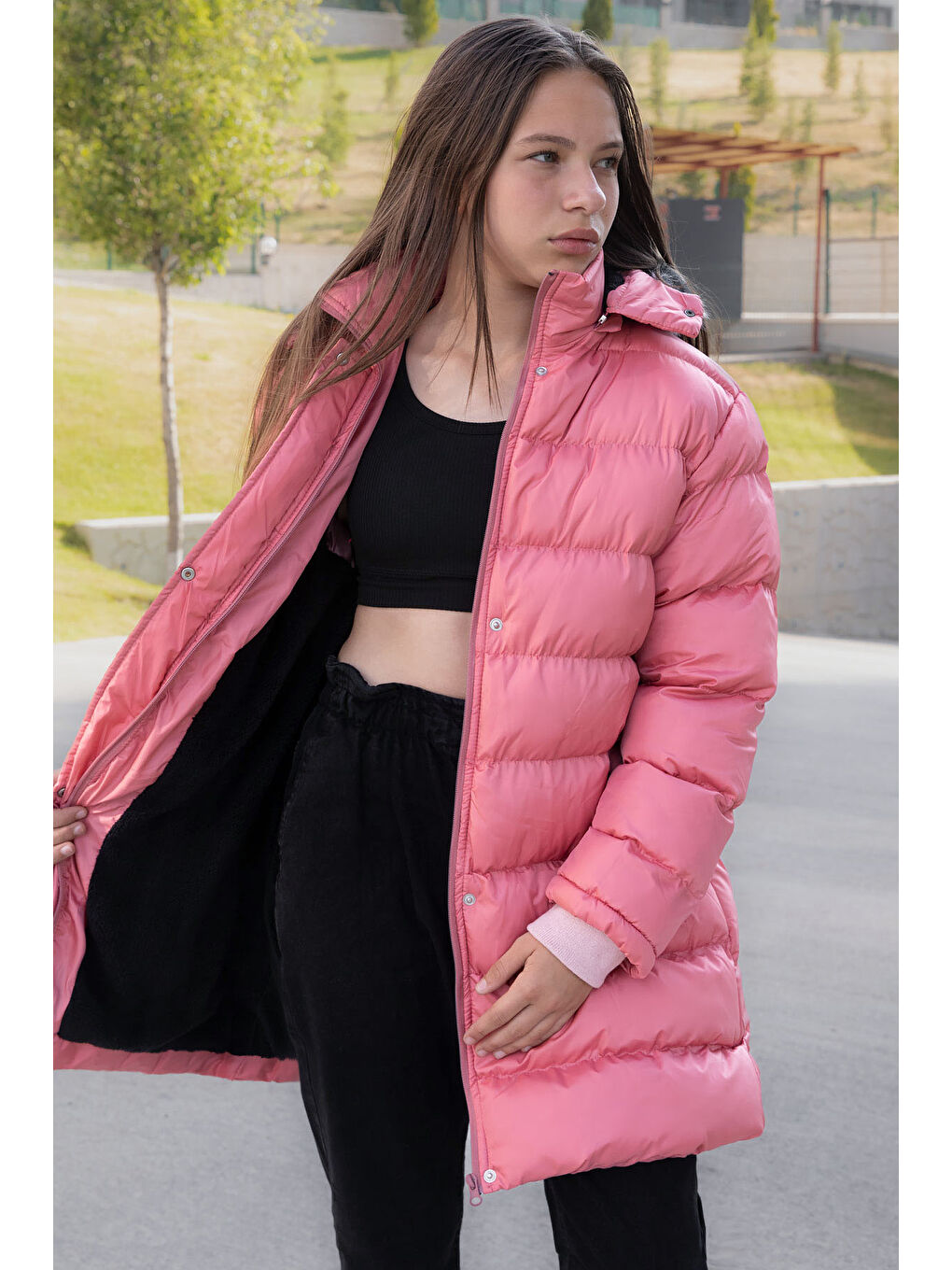 Pembe İçi Kürklü Çıtçıtlı Kapüşonlu Kız Çocuk Şişme Mont 21319-1