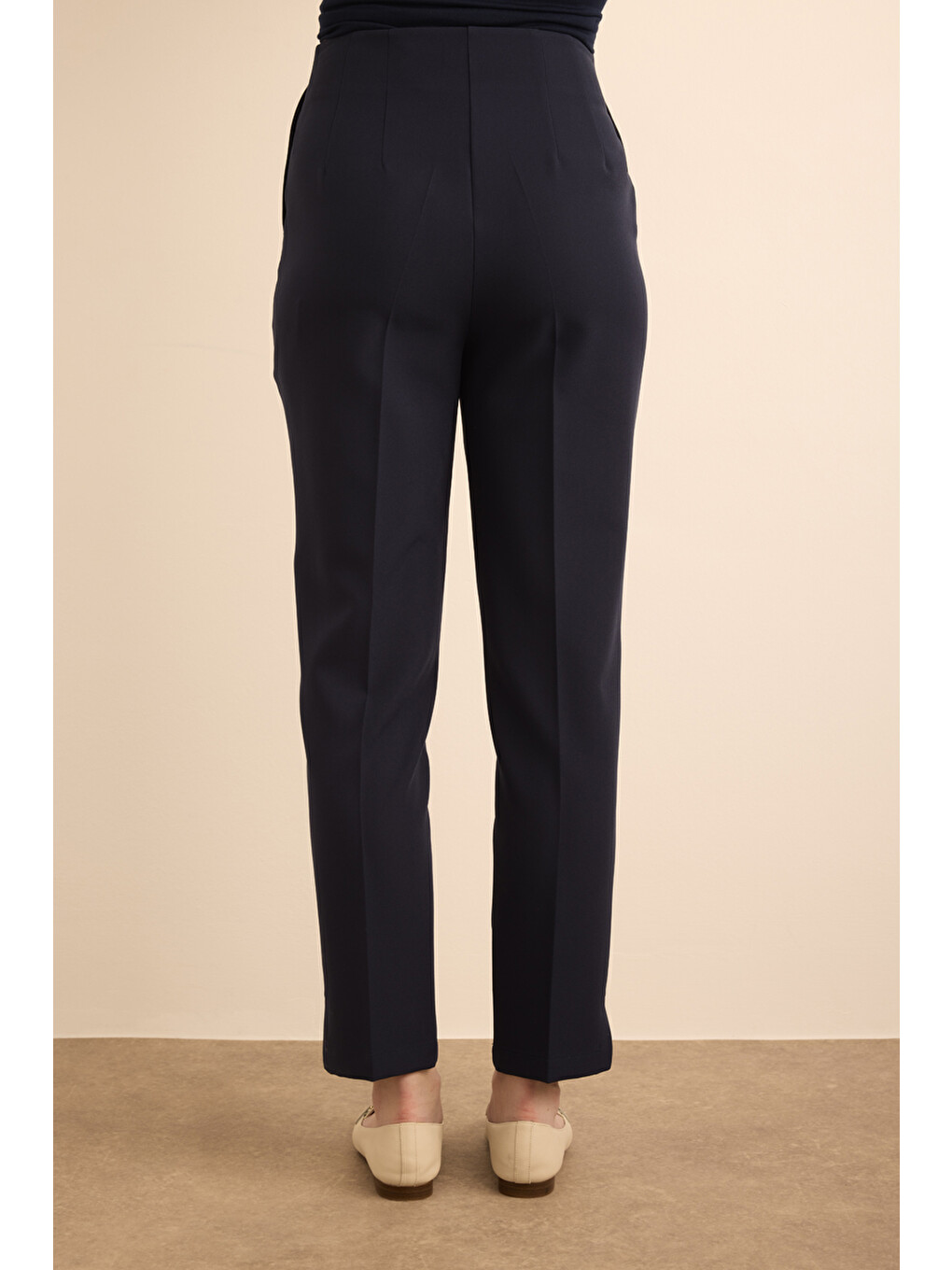 Lacivert Beli Lastik Detaylı Krep Pantolon-5