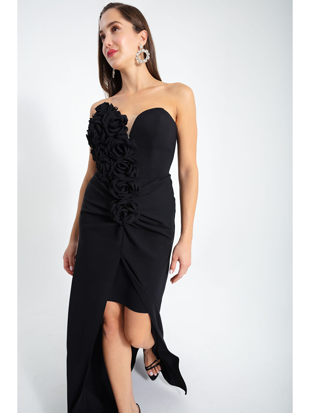 Kadın Siyah Straplez Göğüs Tasarım Abiye-3