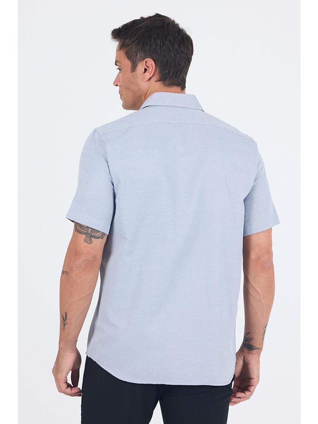 Koyu Lacivert Sert Yaka Kısa Kol Cepli Comfort Fit Cls Büyük Beden Gömlek 1004250264-4