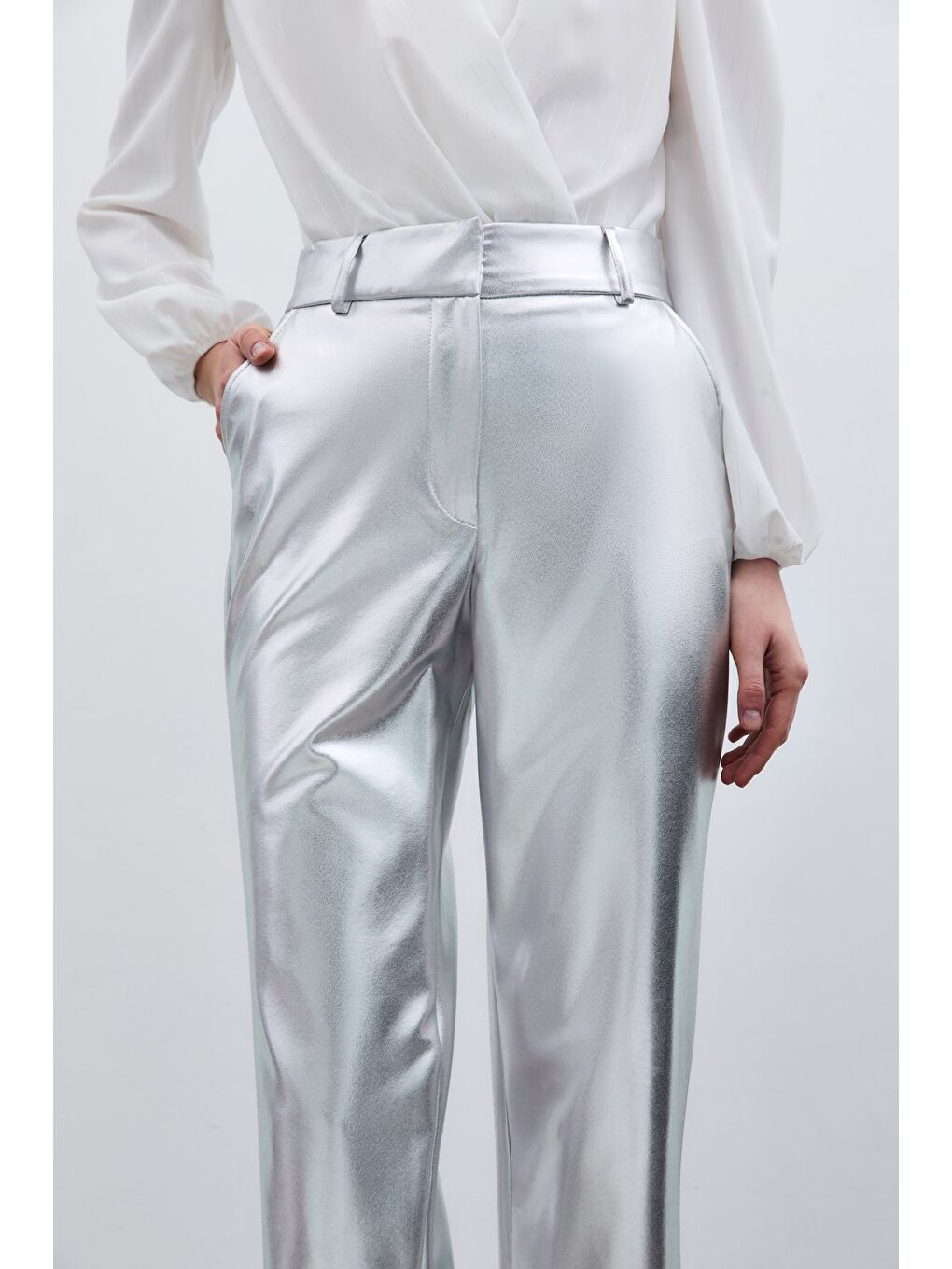 Gri Yüksek Bel Parlak Pantolon - Gümüş-4