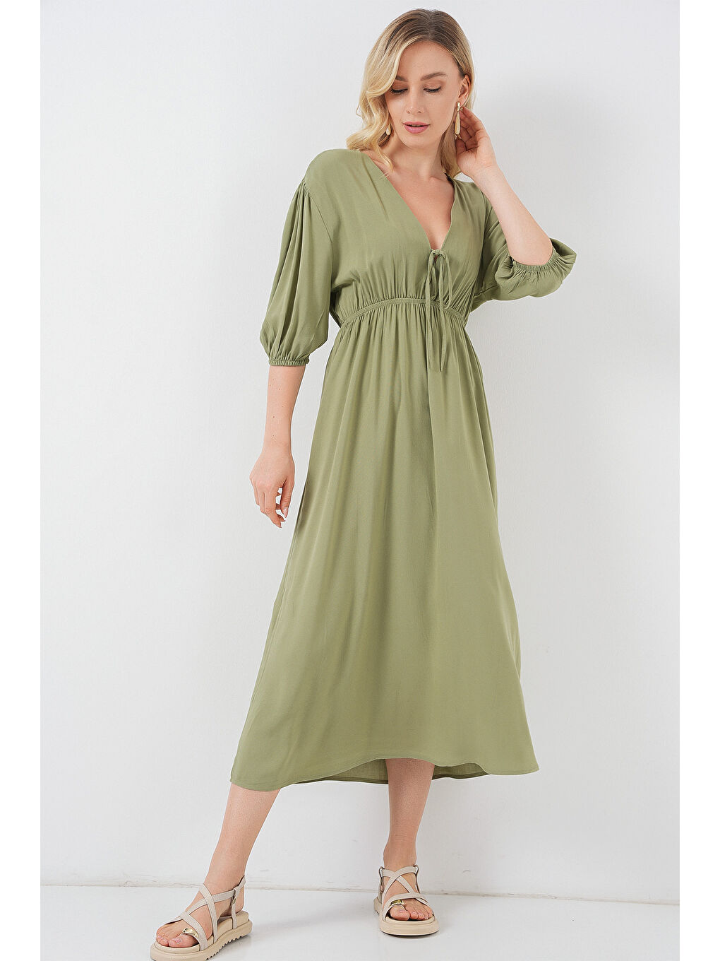 Yeşil 2570 Kadın Beli Büzgülü V Yaka Elbise - Çağla-1