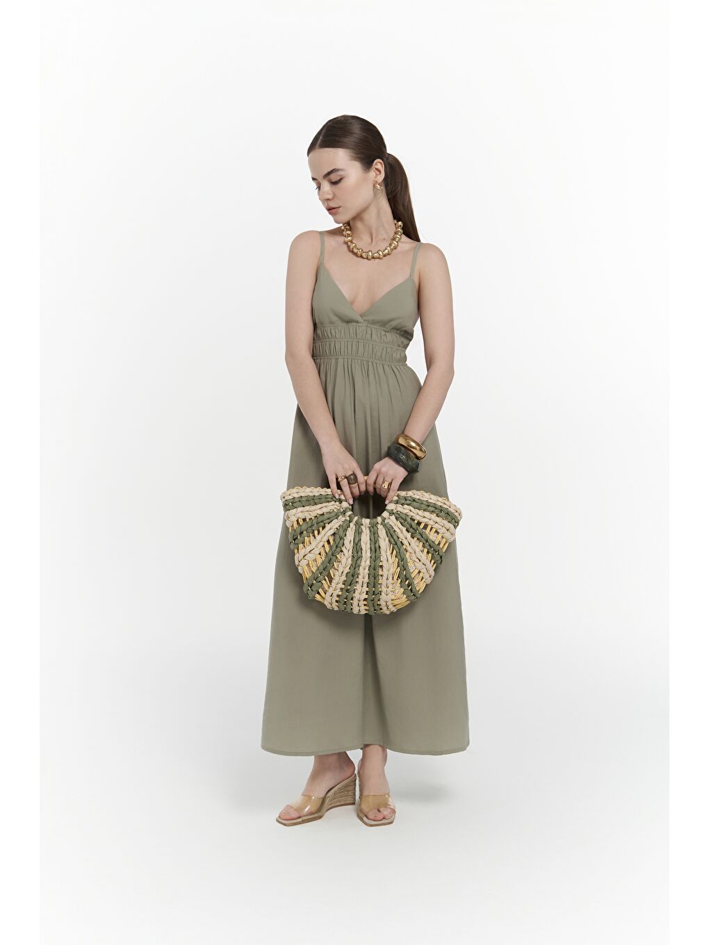 Alessia Büzgü Detay Askılı Uzun Soft Haki Elbise-5