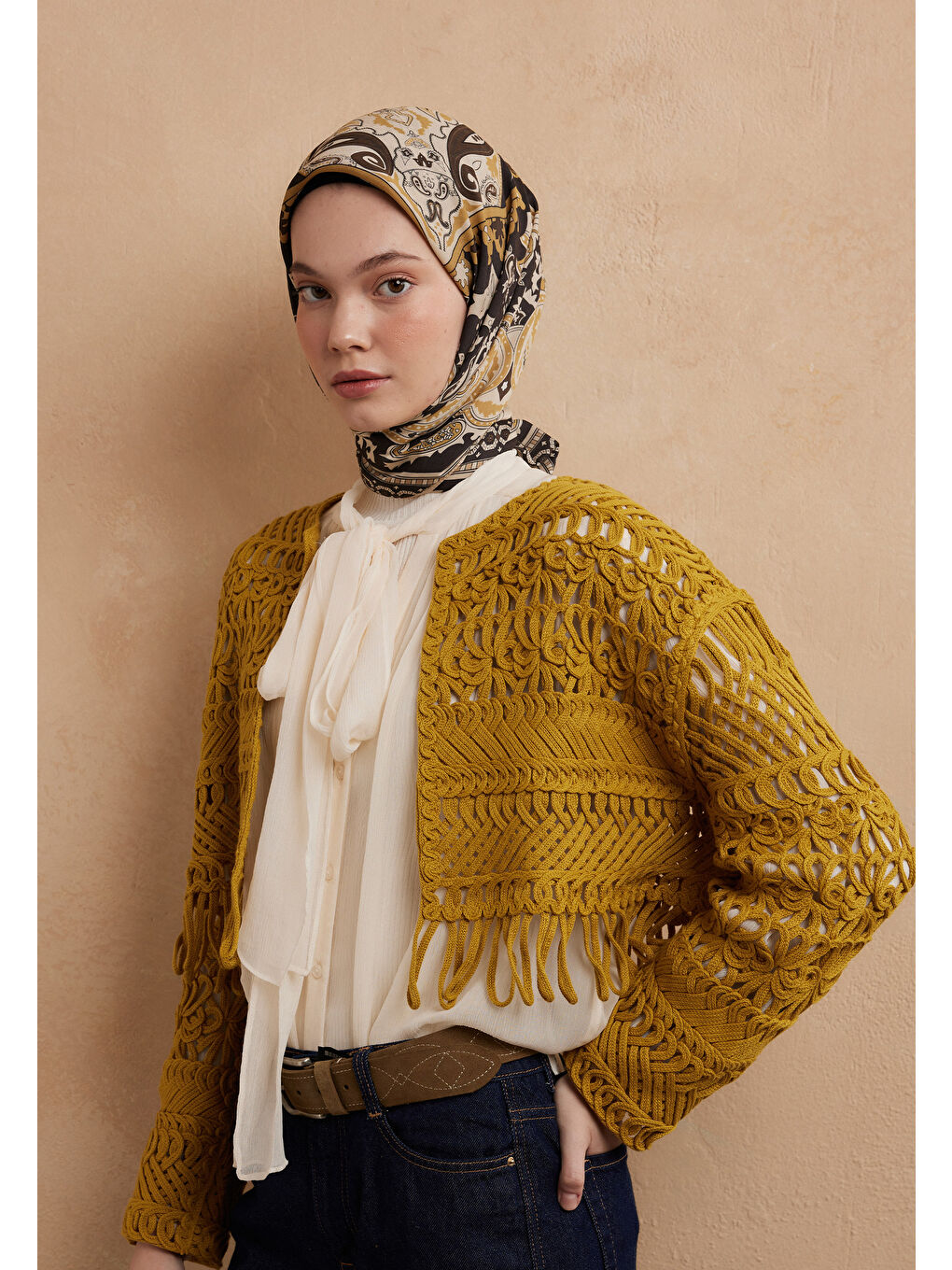 Sarı Lena Desen Pamuk İpek Eşarp Tereyağı-2