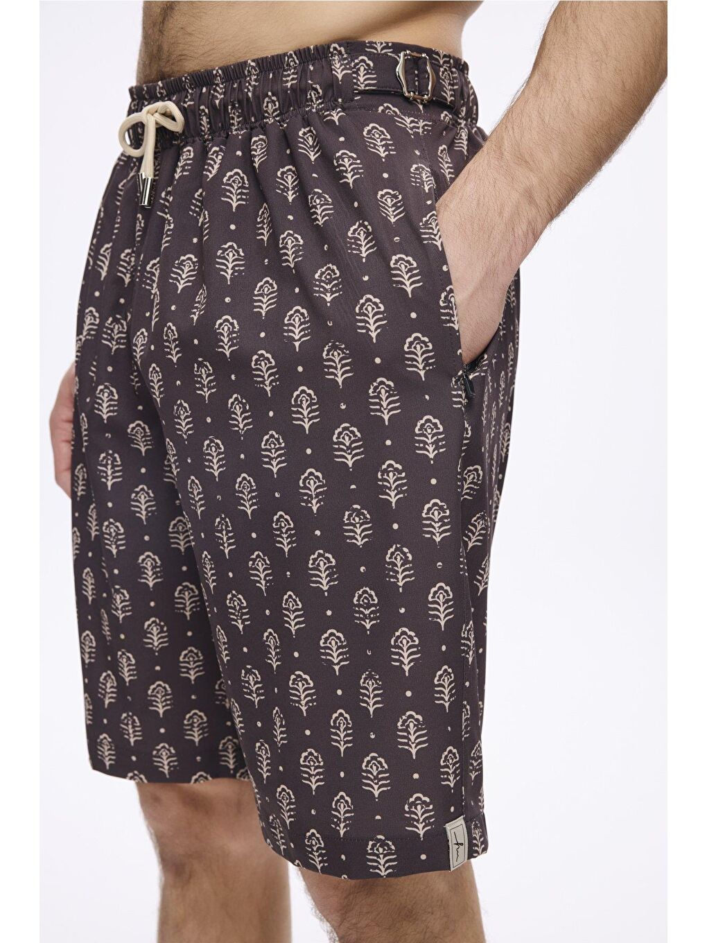 Kemer Toka Detaylı Bej Erkek Kısa Havuz Ve Deniz Şortu 5062-1