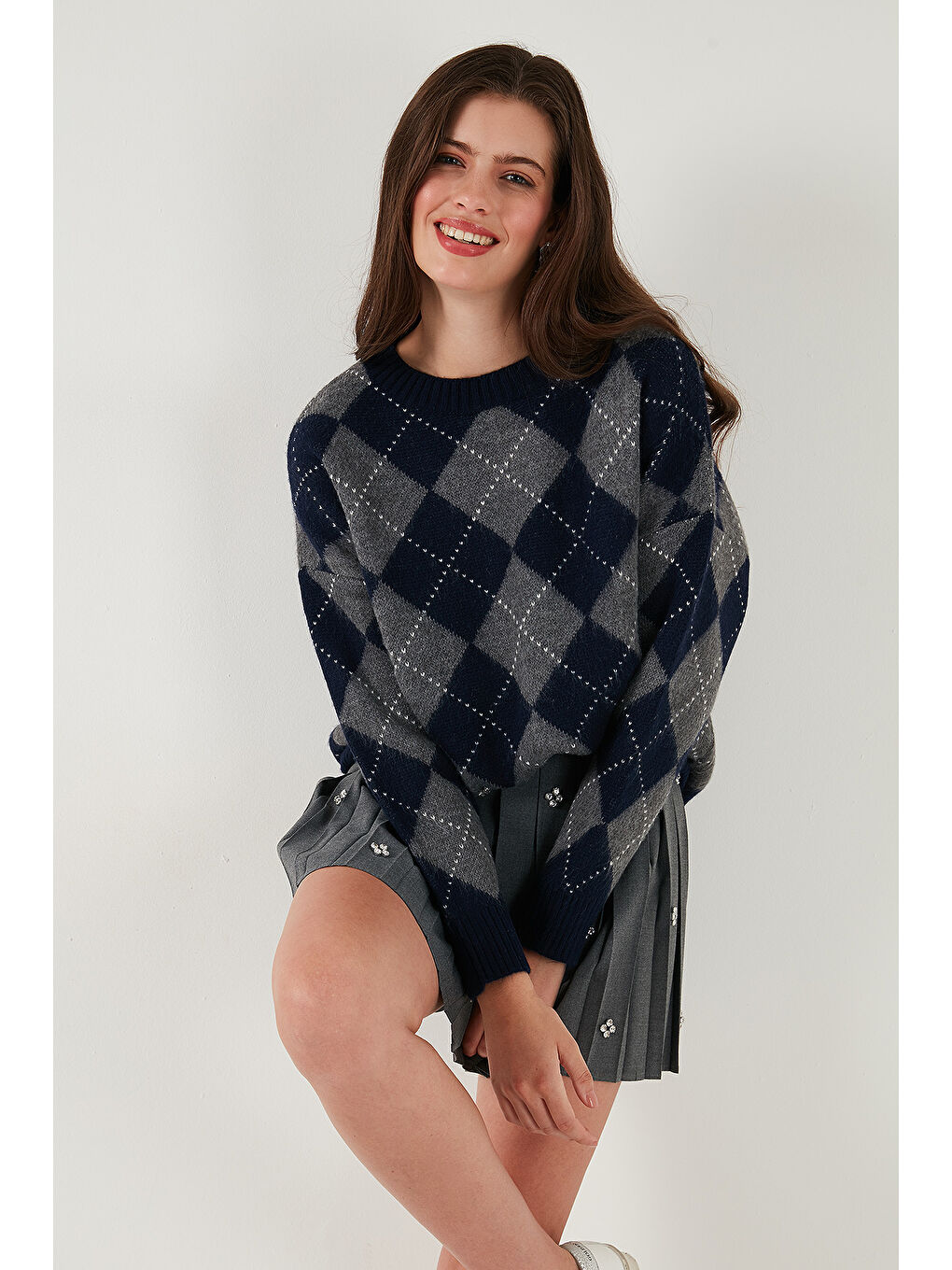 Lacivert Oversize Fit Bisiklet Yaka Baklava Desenli Kazak 4615579-1