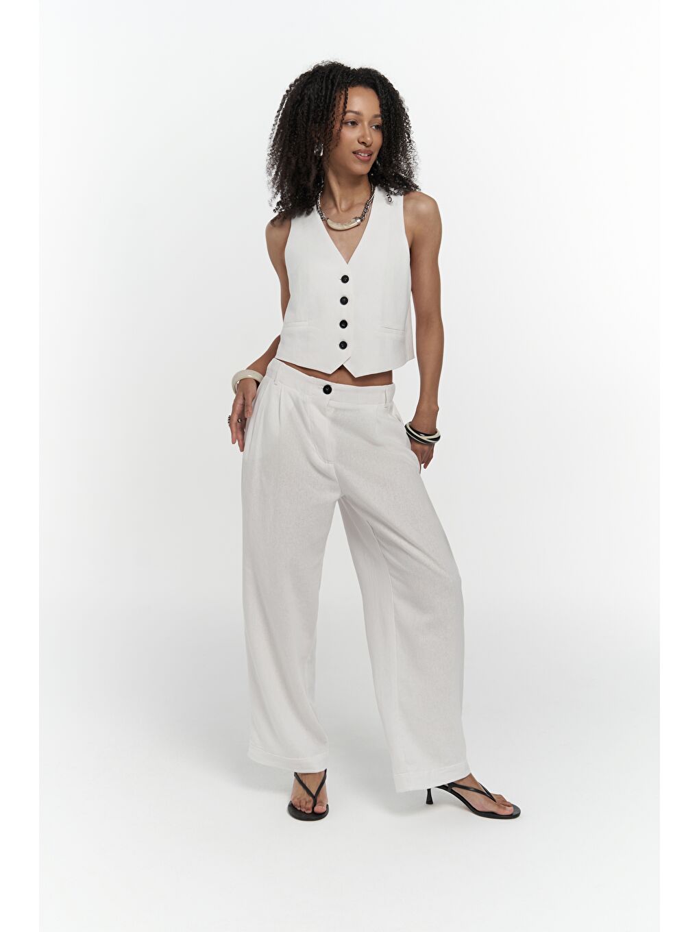 Anka Keten Beyaz Yelek Pantolon Takım-1