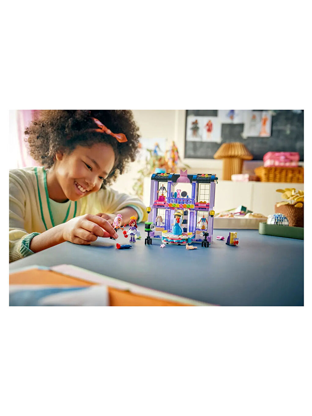 Friends Heartlake Şehri Defilesi 42685-6