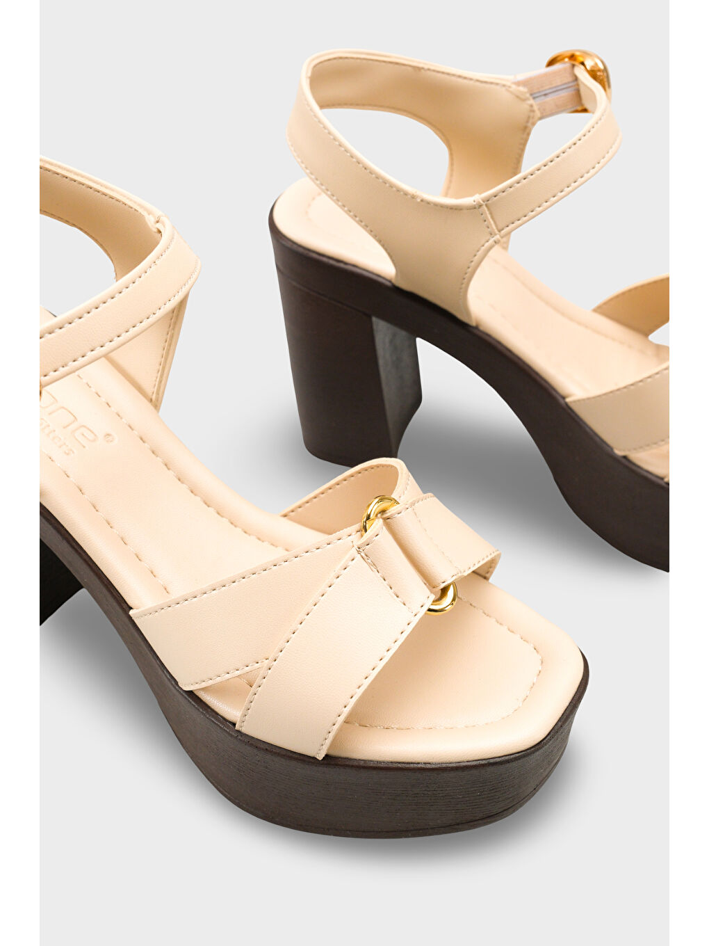 Bej Sheilah Platform Çapraz Bantlı Bilekten Bantlı Kadın Topuklu Ayakkabı-5