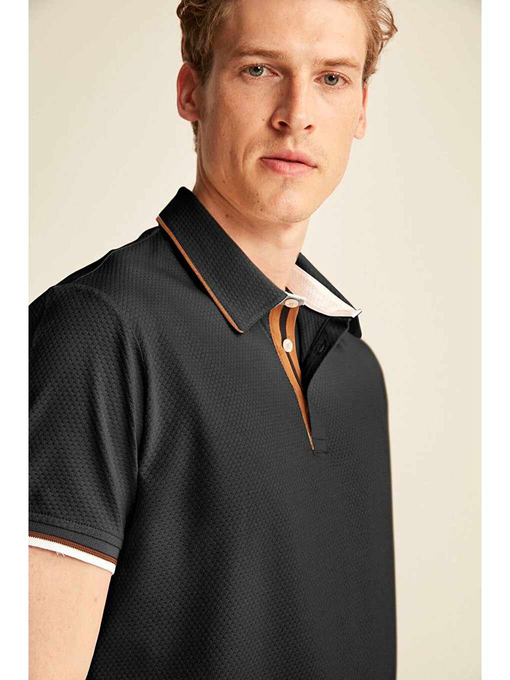 Erkek Slim Fit Siyah Polo Yaka Tişört